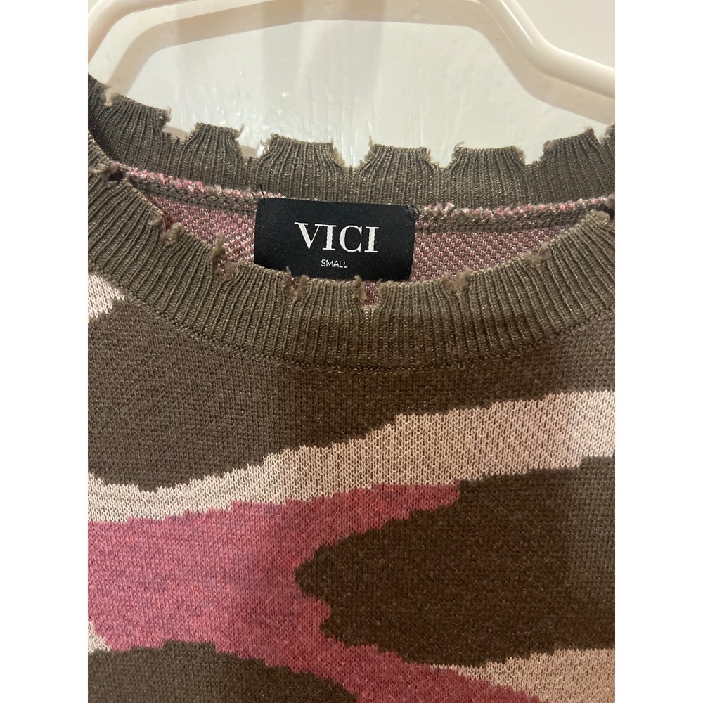 Vici Womens Pink Olive Camo Distressed Knit Sweater NVW0448 Small - Picture 2 of 8